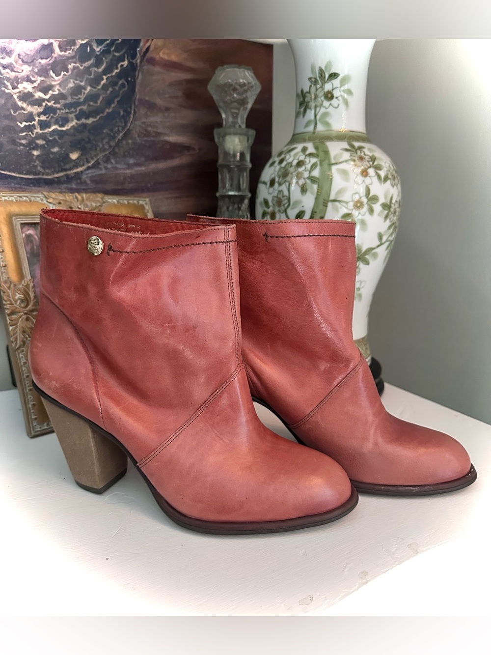 Madison Harding Rust Pink Leather Ankle Booties Size 8